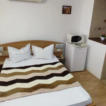 Apartment Florelena *