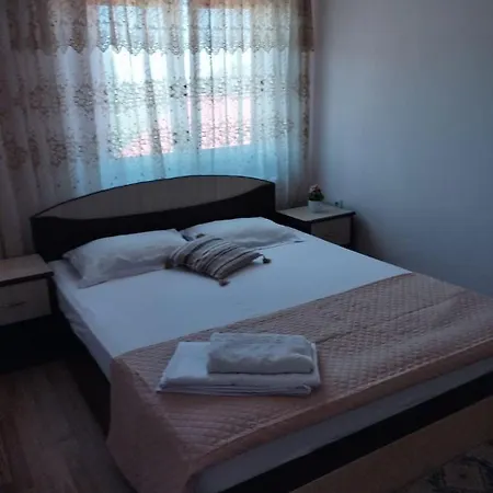 Apartment Florelena
